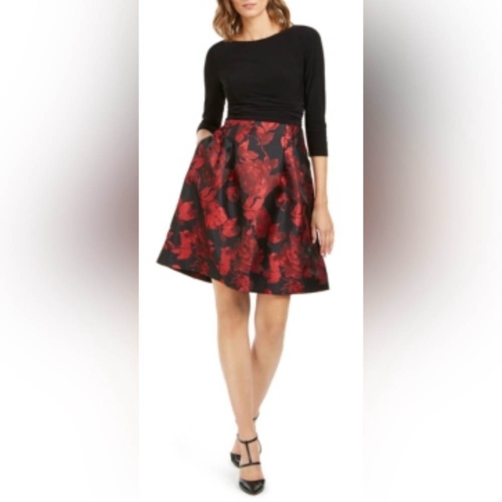 Jessica Howard Size 18 Traditional Cocktail Shift Dress 3/4 Sleeves With Pockets